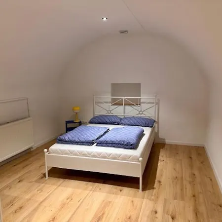 Apartment Especially Souterrain